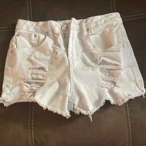 White shorts a size 3